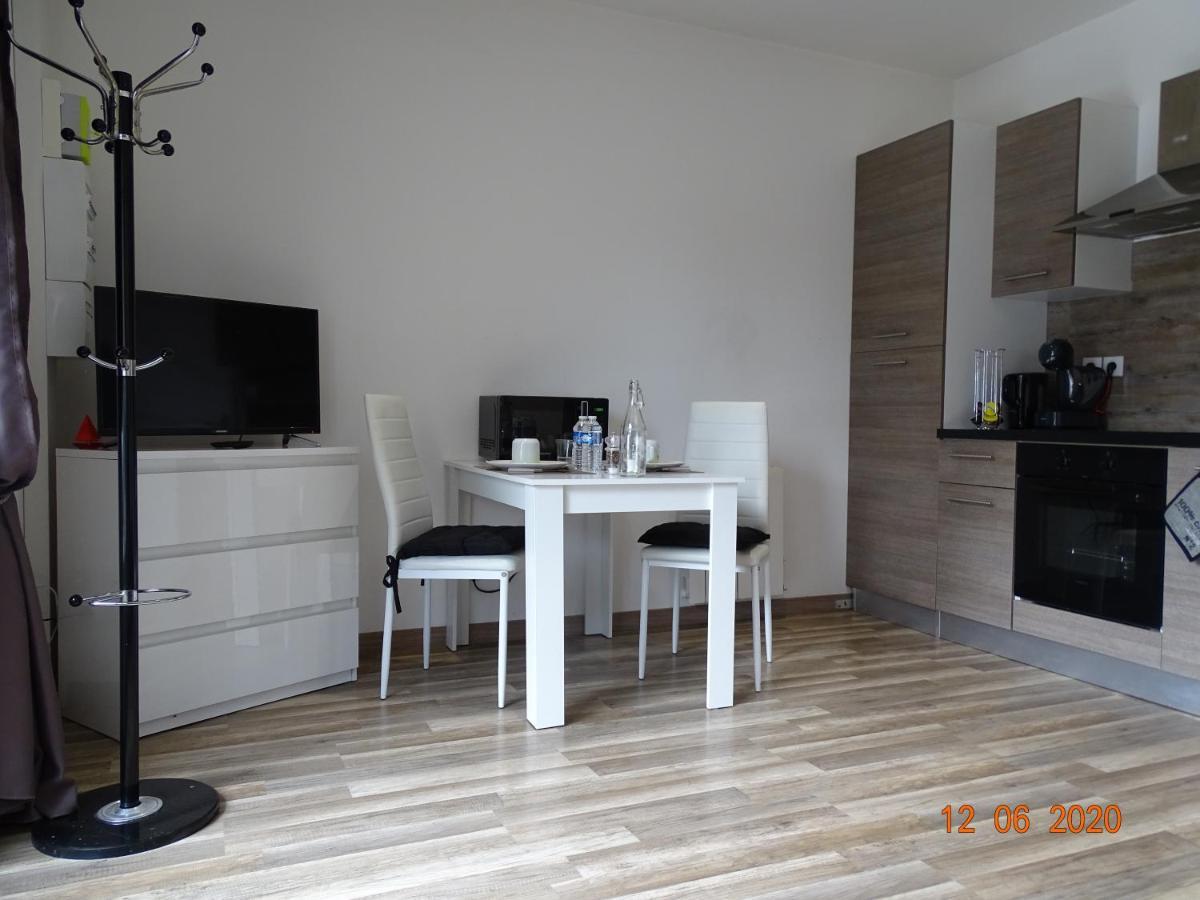 Legend- Parking privé- Terrasse privée- Wifi - Convert Bourg-en-Bresse Extérieur photo