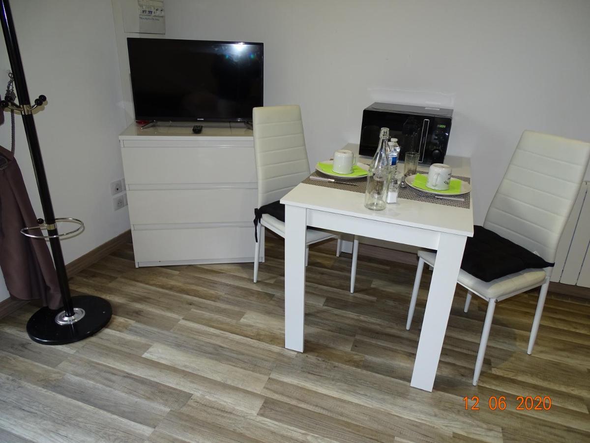 Legend- Parking privé- Terrasse privée- Wifi - Convert Bourg-en-Bresse Extérieur photo