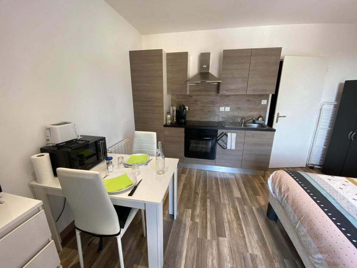 Legend- Parking privé- Terrasse privée- Wifi - Convert Bourg-en-Bresse Extérieur photo